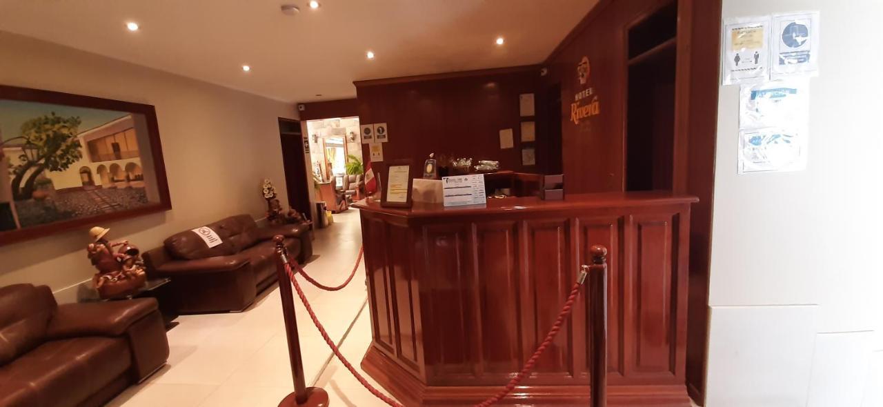 Hotel Rivera อายากุตโช ภายนอก รูปภาพ